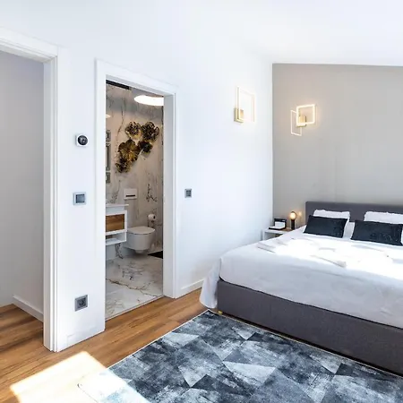 Medusa Luxury Marina * 빌라모라